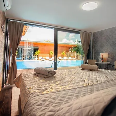 Avar Garden 度假居 *