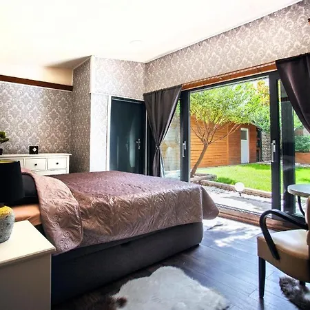 Avar Garden Casa de Férias