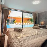 Avar Garden بيت للعطل *