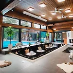 بيت للعطل Avar Garden *