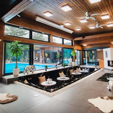 Ferienhaus Avar Garden *